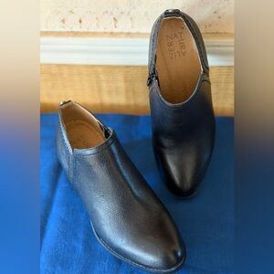 Naturalizer Leather Zaire Women's Black Ankle Booties